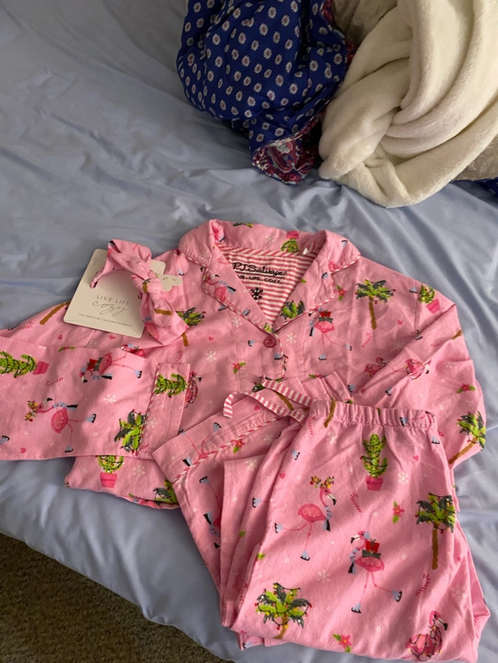NWOT P.J. Salvage Flannel Pajamas Pink Flamingo & Palm Tree Pajama Set medium - Picture 3 of 9